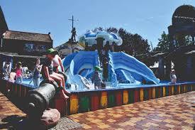 le Parc d'attractions Funny-World